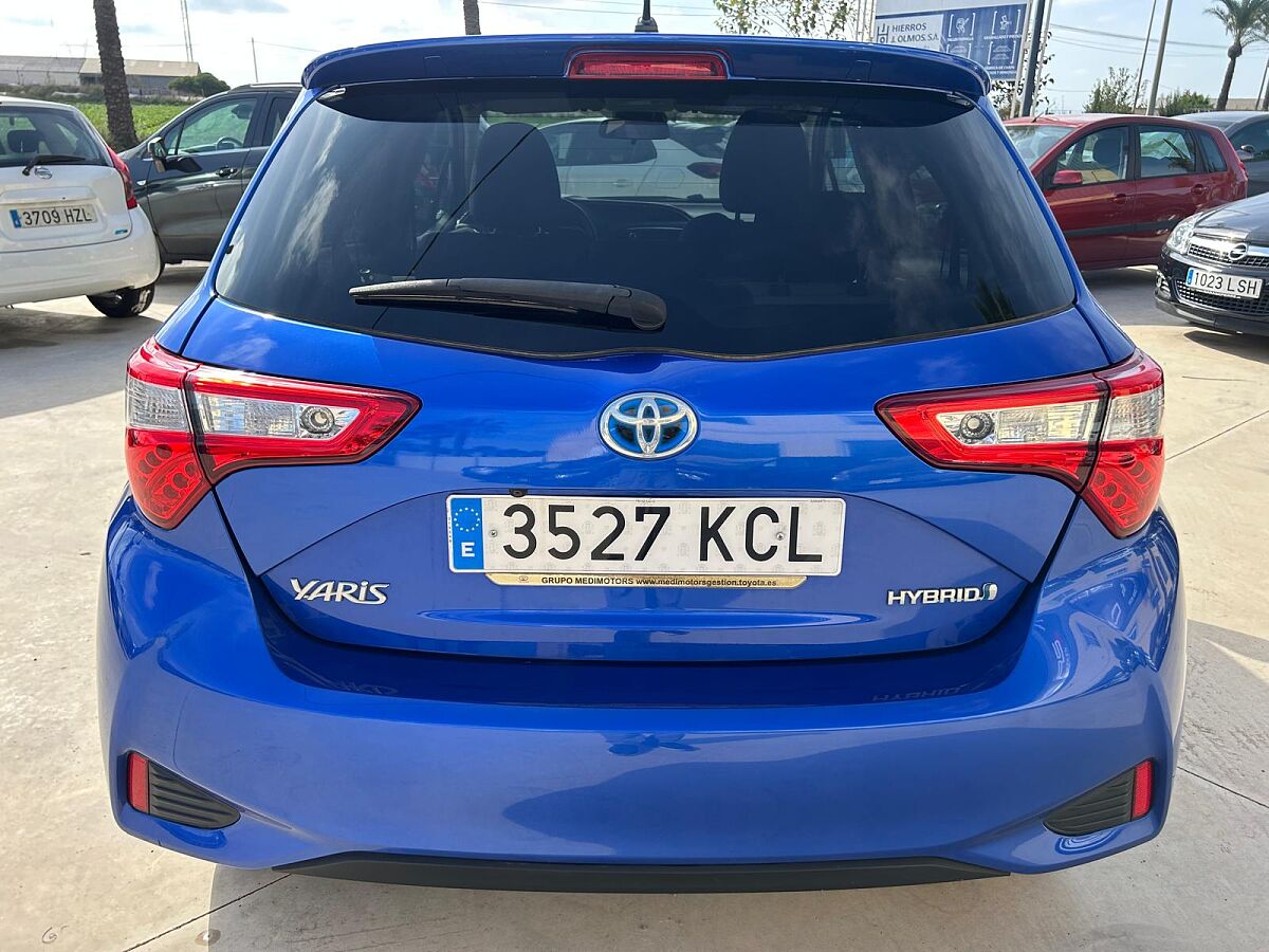 TOYOTA YARIS ADVANCE 1.5 HYBRID AUTO SPANISH LHD IN SPAIN 35000 MILES 2017